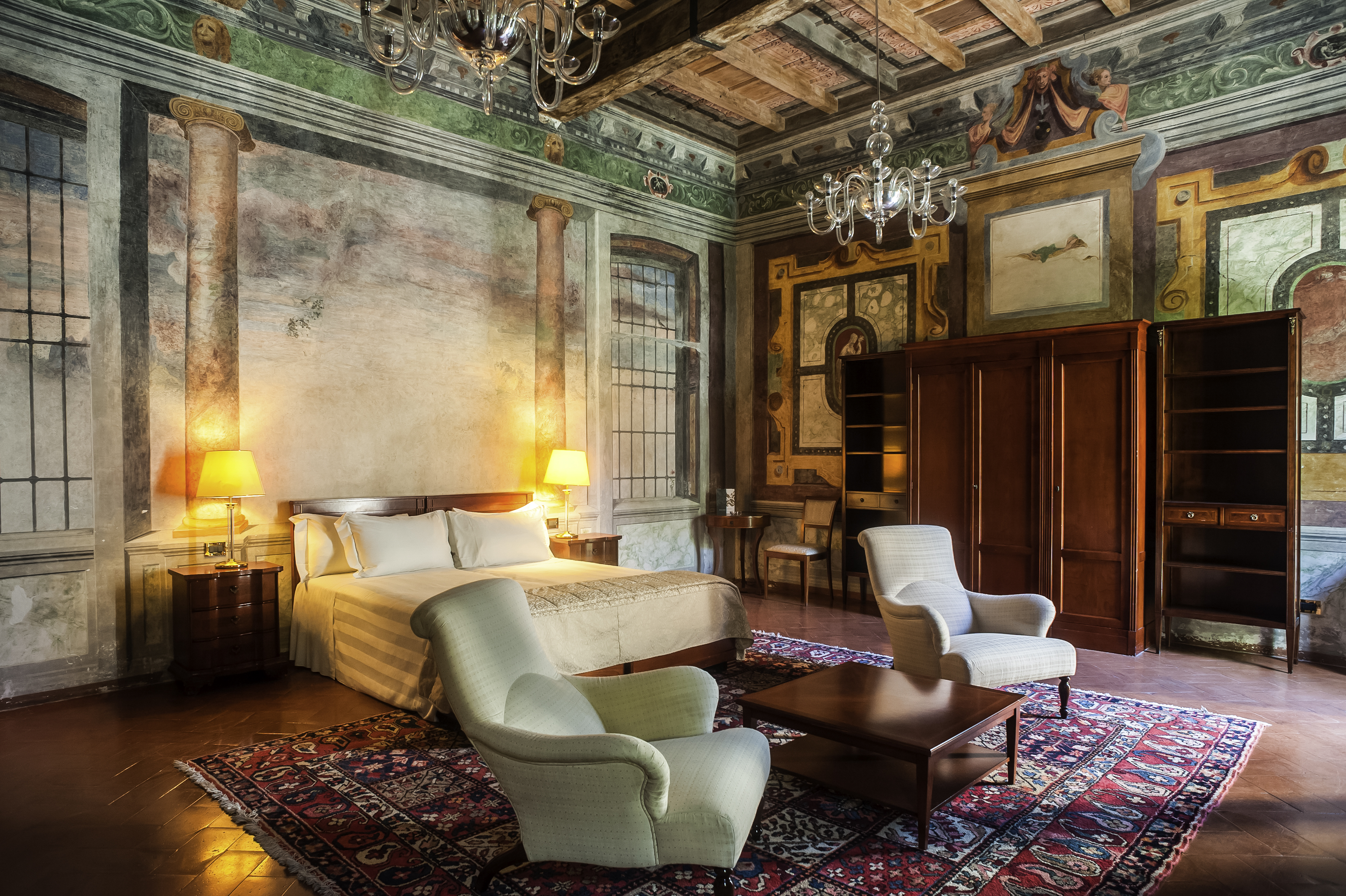 Grand Hotel Villa Torretta, una splendida suite affresata