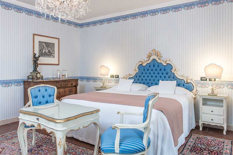 Una camere dell'Hotel Duchessa Isabella di Ferrara