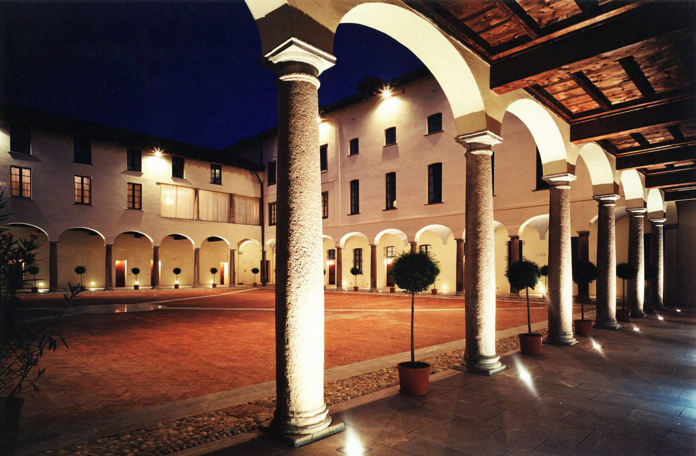 Grand Hotel Villa Torretta, il cortile interno