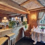 Uno scorcio del ristorante del Dolomiti Wellness Hotel Fanes